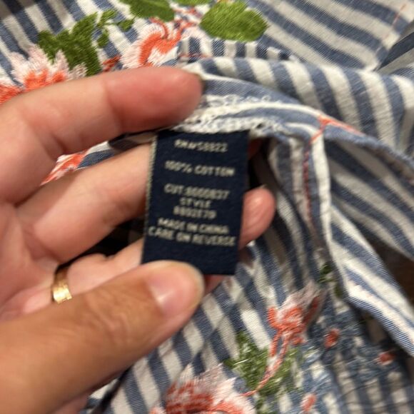 Max Edition Blue Striped Blouse with Floral Embroidery - Picture 6 of 6